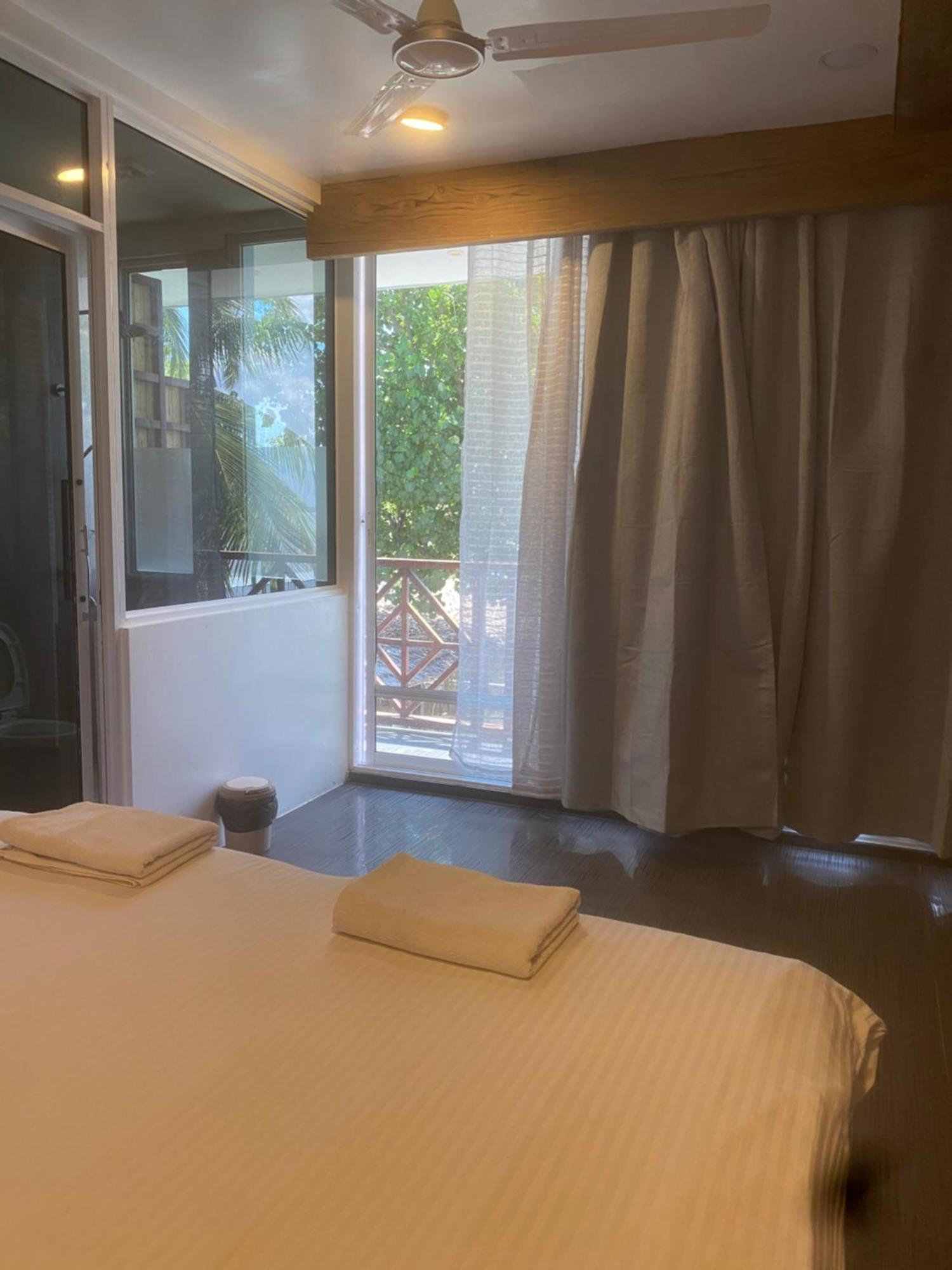 Elysian Hideaway Hotel Maafushi Bagian luar foto