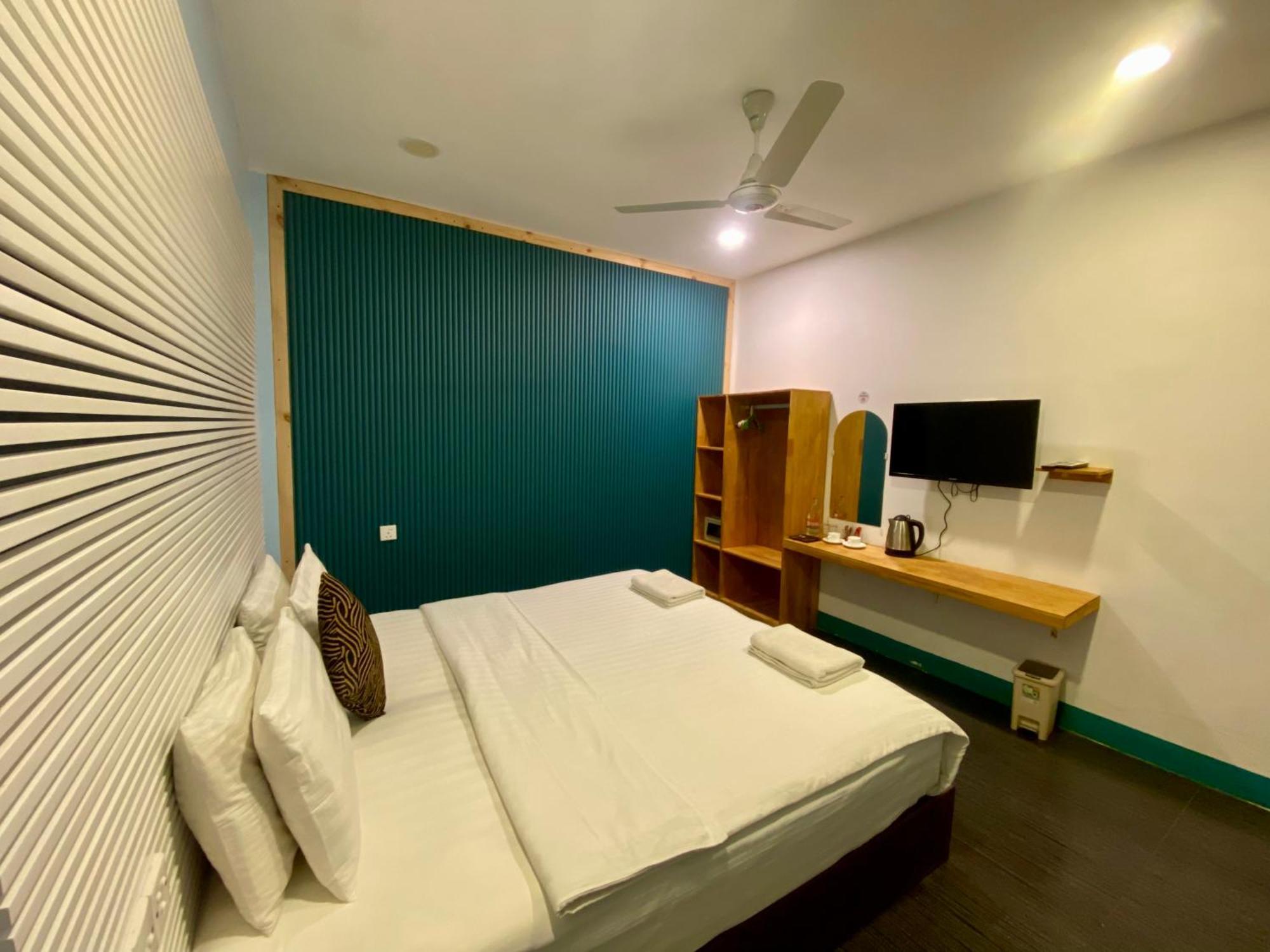 Elysian Hideaway Hotel Maafushi Bagian luar foto